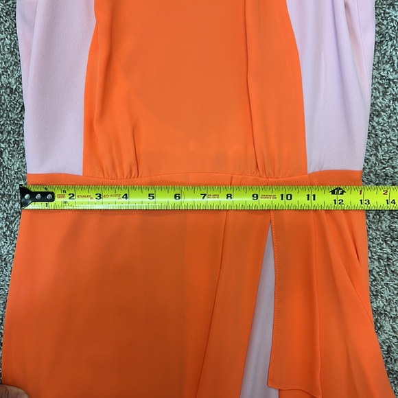 BCBG - color blocked gown - Picture 6 of 8